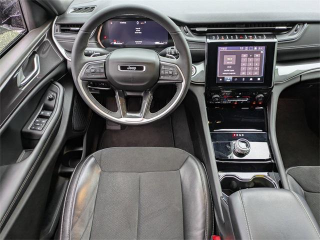 used 2023 Jeep Grand Cherokee car, priced at $34,990