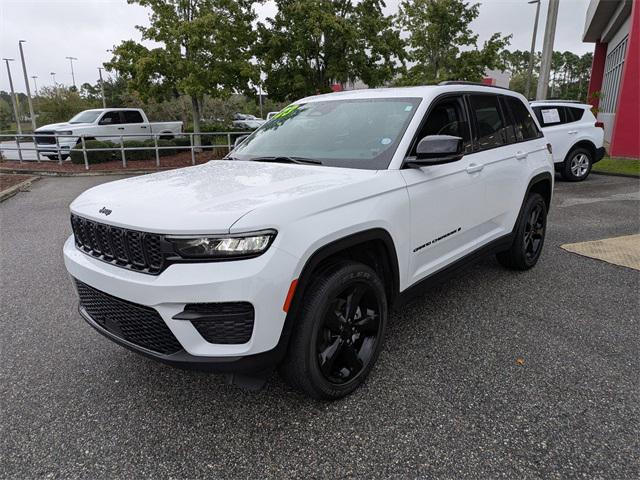 used 2023 Jeep Grand Cherokee car, priced at $34,990