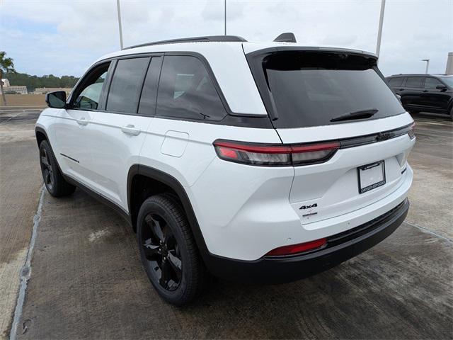 new 2025 Jeep Grand Cherokee car, priced at $50,680