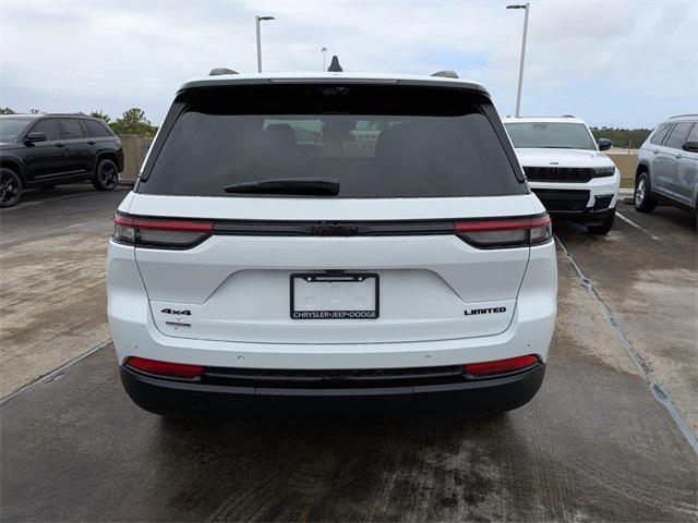 new 2025 Jeep Grand Cherokee car, priced at $50,680