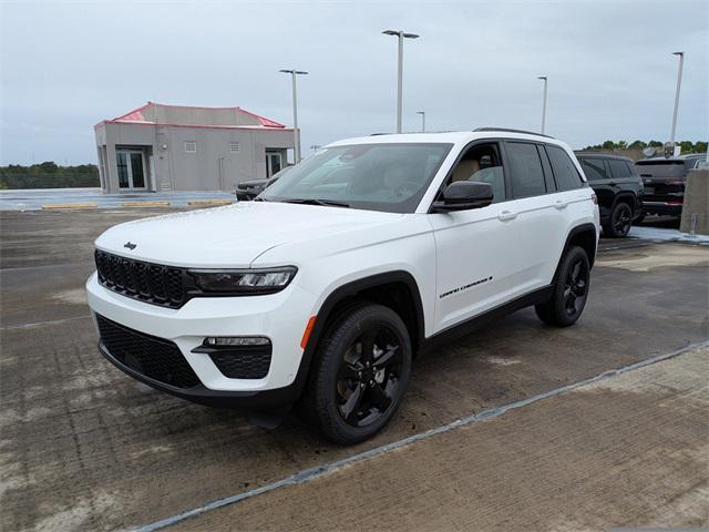 new 2025 Jeep Grand Cherokee car, priced at $50,680