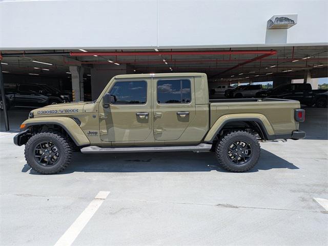 new 2025 Jeep Gladiator car, priced at $44,977