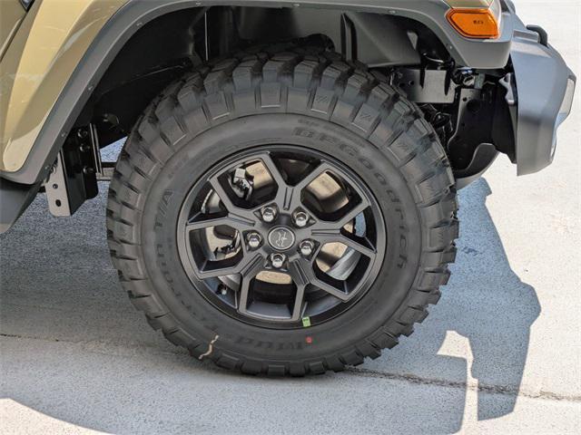 new 2025 Jeep Gladiator car, priced at $44,977