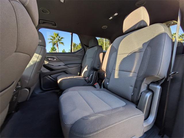 used 2023 Chevrolet Traverse car, priced at $31,990