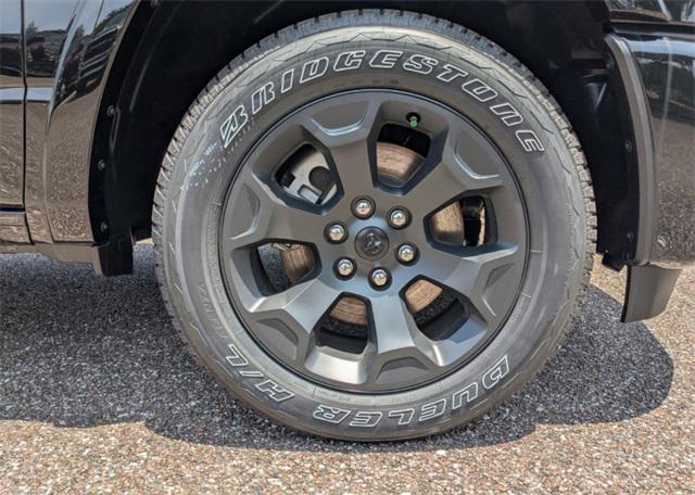 new 2025 Ram 1500 car, priced at $44,727
