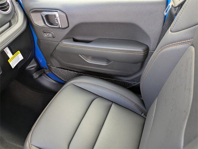 new 2025 Jeep Gladiator car, priced at $45,102