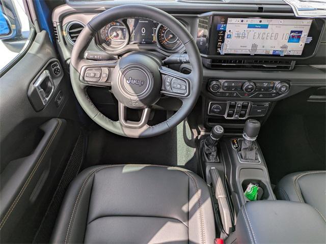 new 2025 Jeep Gladiator car, priced at $45,102