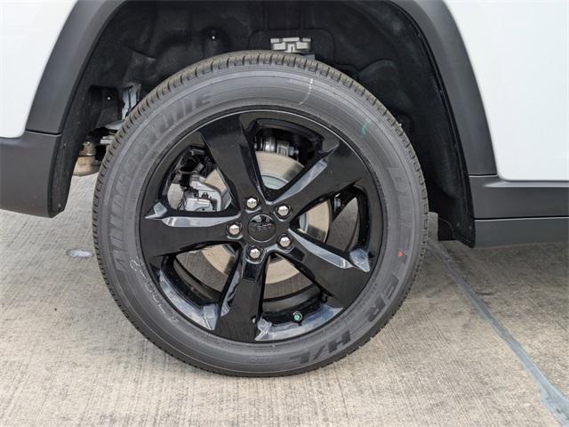 new 2025 Jeep Grand Cherokee car, priced at $41,867