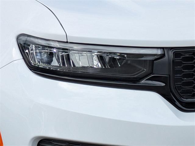 new 2025 Jeep Grand Cherokee car, priced at $41,317