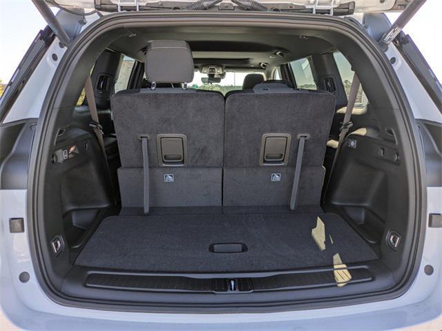 new 2025 Jeep Grand Cherokee L car, priced at $37,989