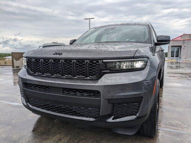 new 2024 Jeep Grand Cherokee L car, priced at $45,054