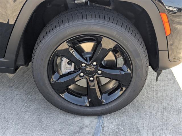 new 2025 Jeep Grand Cherokee L car, priced at $51,568