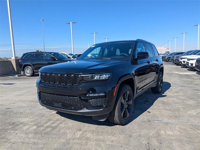 new 2025 Jeep Grand Cherokee car, priced at $50,642