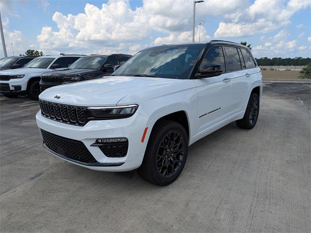 new 2025 Jeep Grand Cherokee car, priced at $66,712