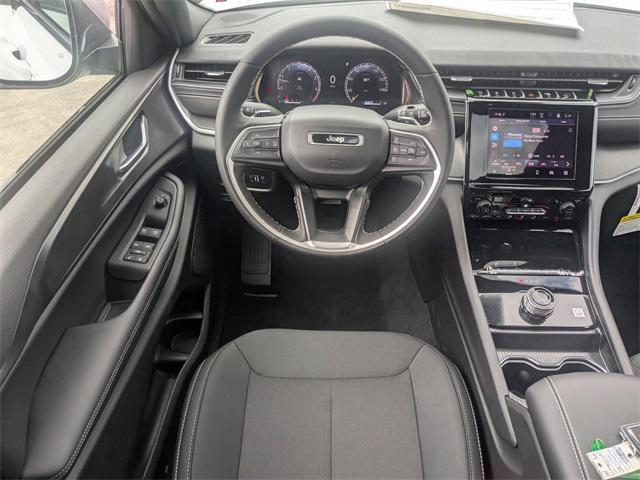 new 2025 Jeep Grand Cherokee car, priced at $38,718