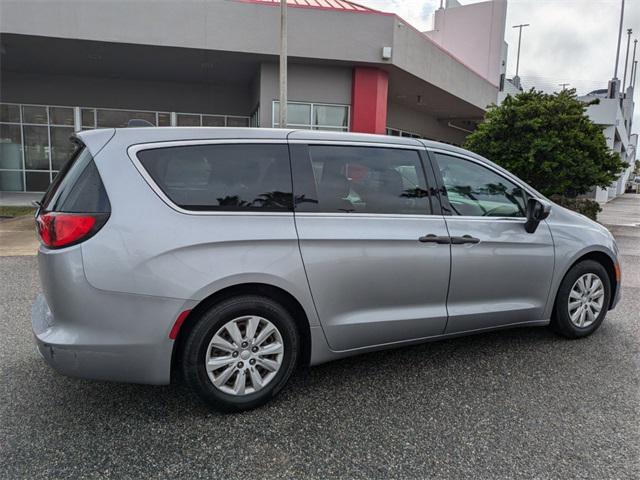 used 2018 Chrysler Pacifica car, priced at $19,000