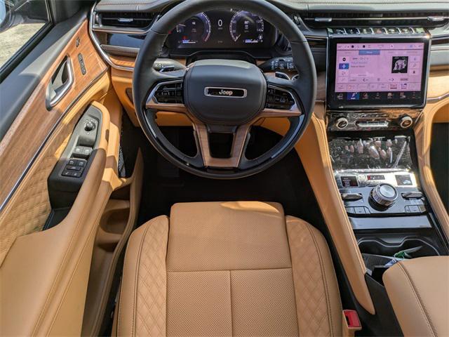 new 2025 Jeep Grand Cherokee L car, priced at $70,797