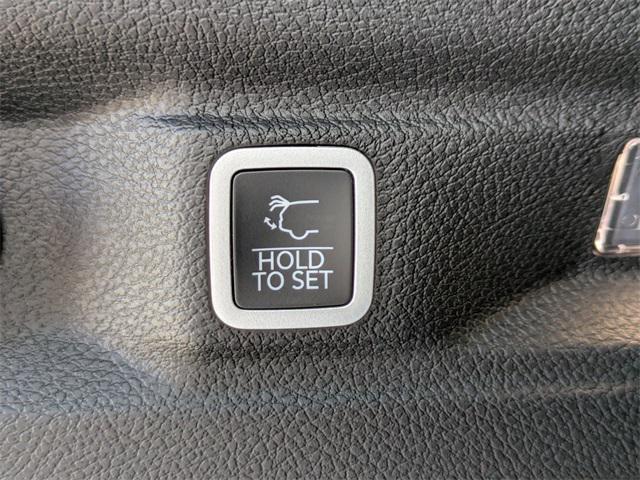 new 2025 Jeep Grand Cherokee L car, priced at $70,797
