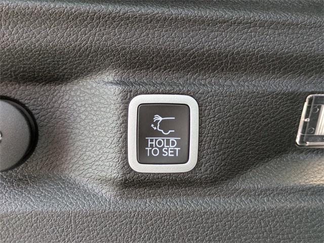 new 2025 Jeep Grand Cherokee L car, priced at $40,586