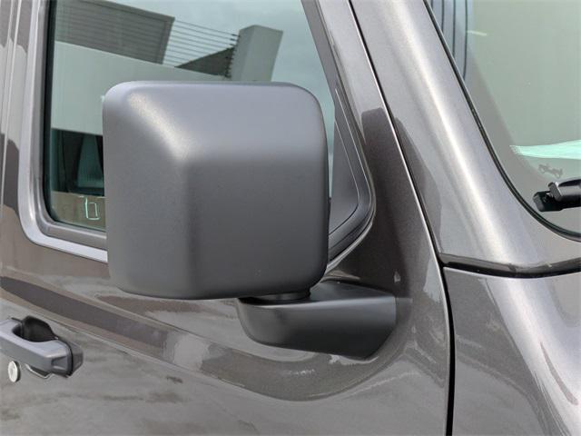 new 2025 Jeep Gladiator car, priced at $45,102