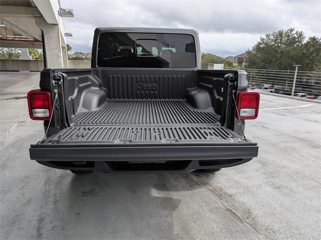 new 2025 Jeep Gladiator car, priced at $45,102
