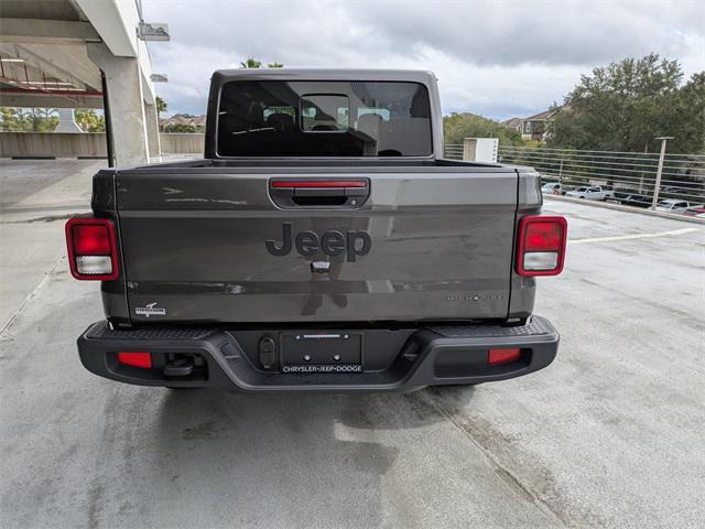 new 2025 Jeep Gladiator car, priced at $45,102