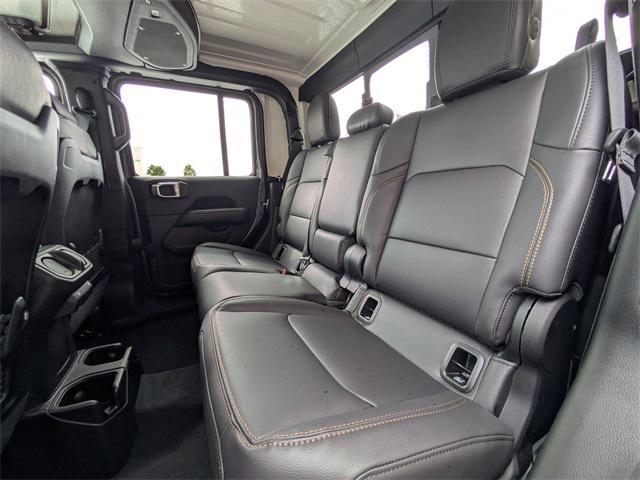 new 2025 Jeep Gladiator car, priced at $45,102