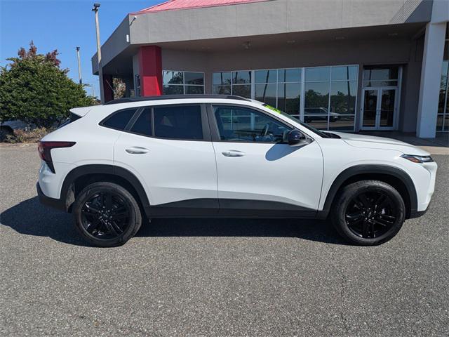 used 2025 Chevrolet Trax car, priced at $24,990