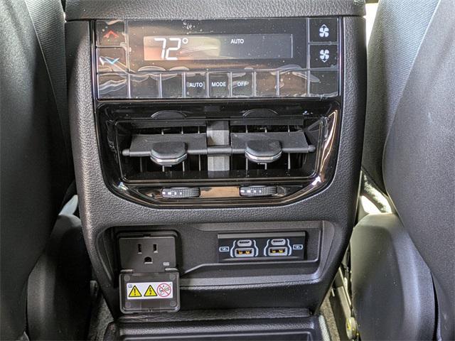 new 2025 Jeep Grand Cherokee L car, priced at $39,970