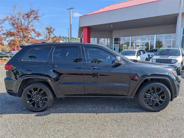 used 2020 Jeep Grand Cherokee car, priced at $28,000