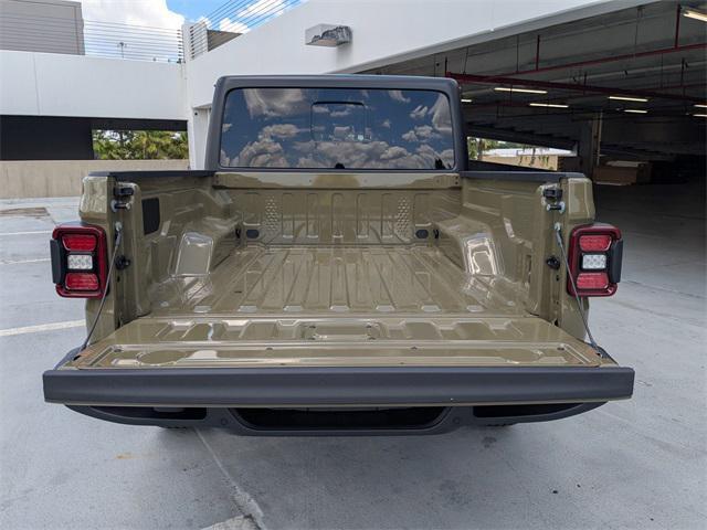 new 2025 Jeep Gladiator car, priced at $46,121