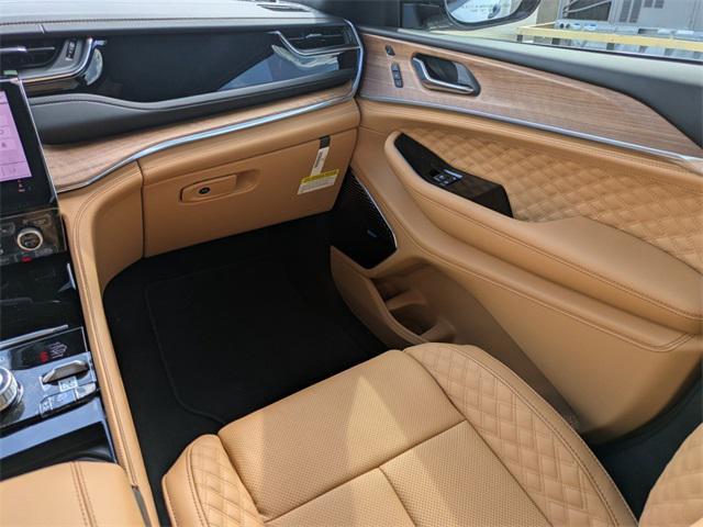 new 2025 Jeep Grand Cherokee L car, priced at $68,097