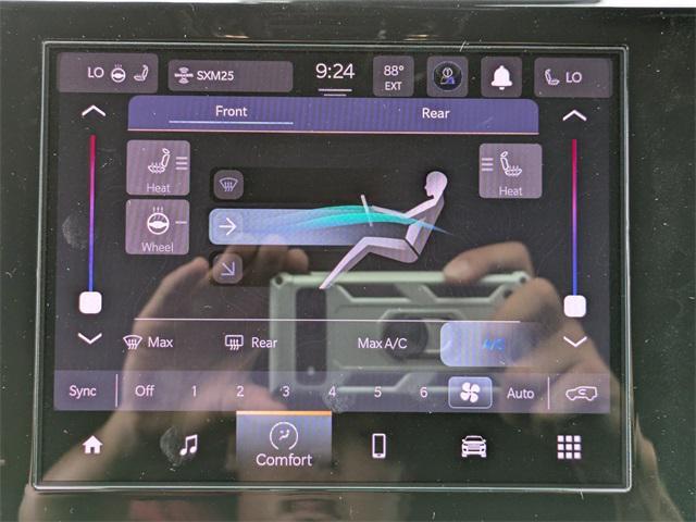 new 2025 Jeep Grand Cherokee L car, priced at $41,122