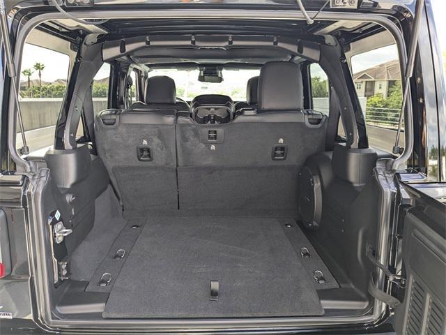 new 2025 Jeep Wrangler car, priced at $53,177