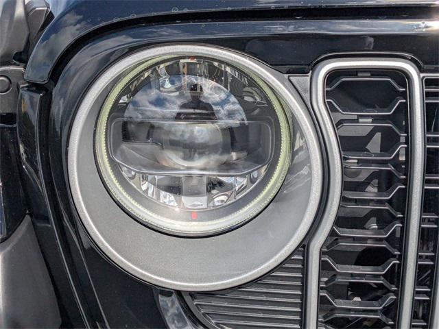 new 2025 Jeep Wrangler car, priced at $53,177
