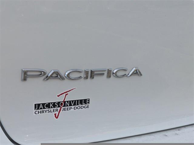 new 2025 Chrysler Pacifica car, priced at $41,276