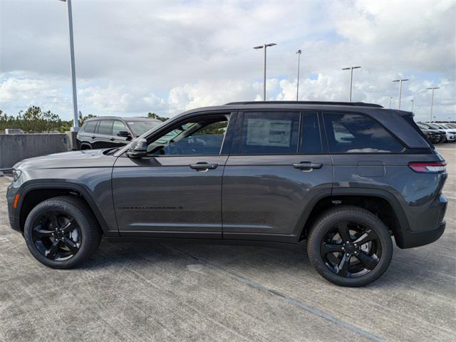 new 2025 Jeep Grand Cherokee car, priced at $52,892