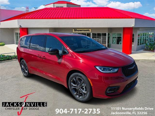 new 2026 Chrysler Pacifica car, priced at $45,310