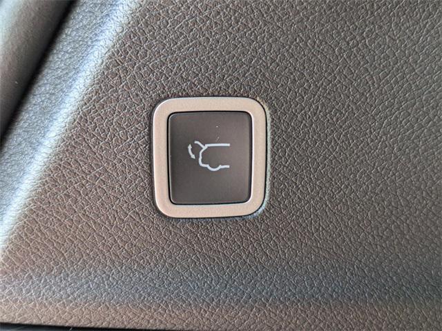 new 2026 Chrysler Pacifica car, priced at $45,310