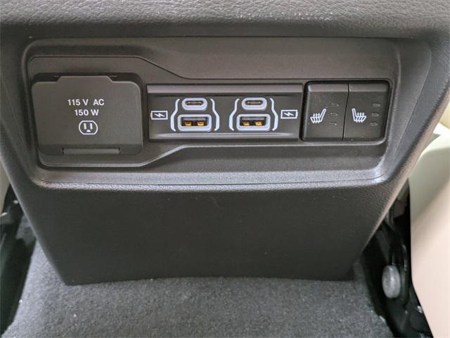 new 2025 Jeep Grand Cherokee car, priced at $51,091