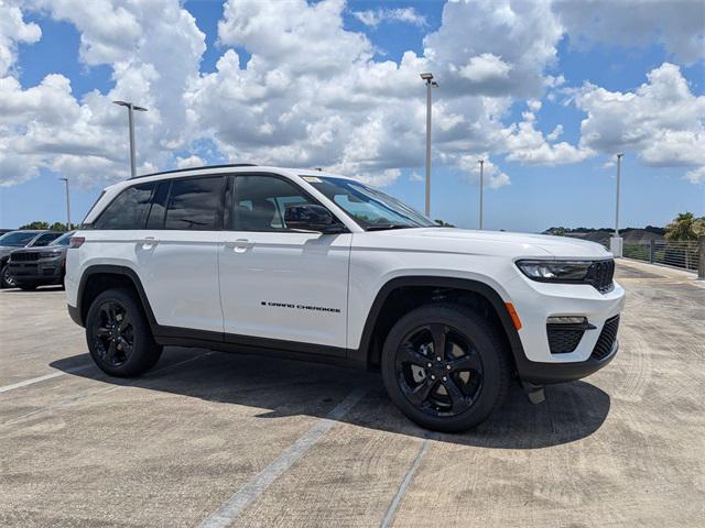 new 2025 Jeep Grand Cherokee car, priced at $46,598