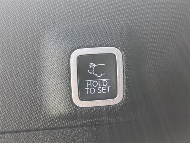 new 2025 Jeep Grand Cherokee car, priced at $41,867
