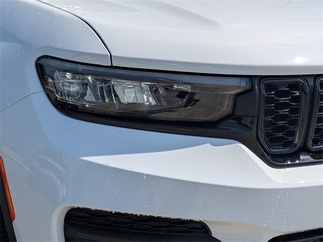 new 2025 Jeep Grand Cherokee car, priced at $41,867