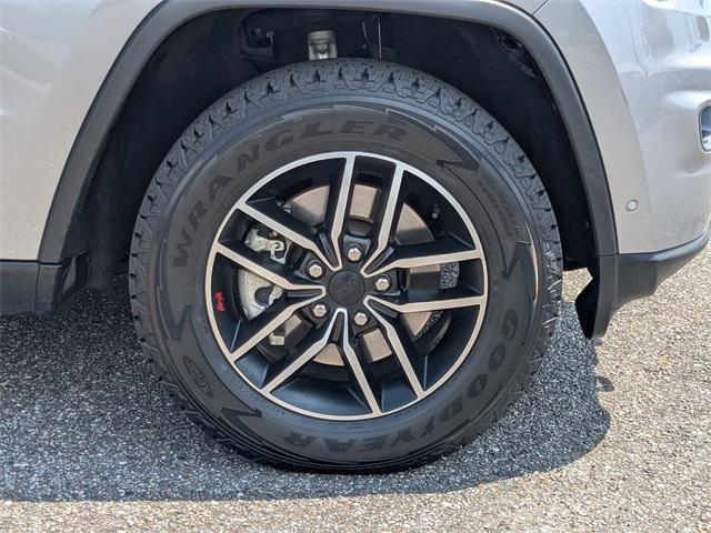 used 2021 Jeep Grand Cherokee car, priced at $30,000
