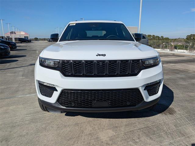 new 2025 Jeep Grand Cherokee car, priced at $50,105