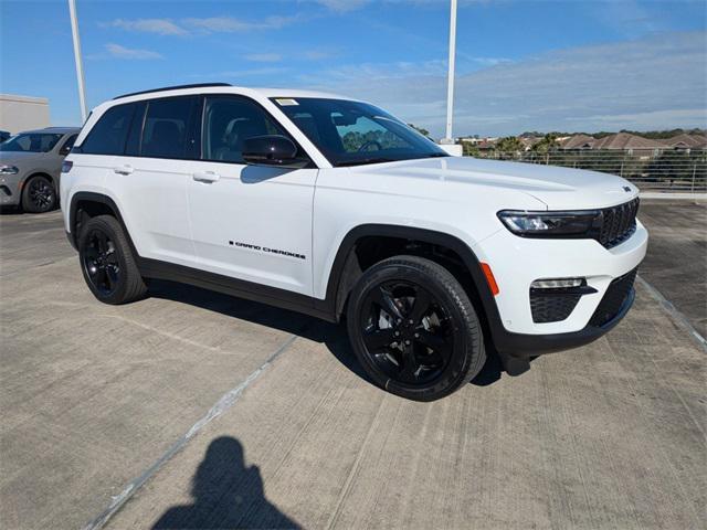 new 2025 Jeep Grand Cherokee car, priced at $50,105