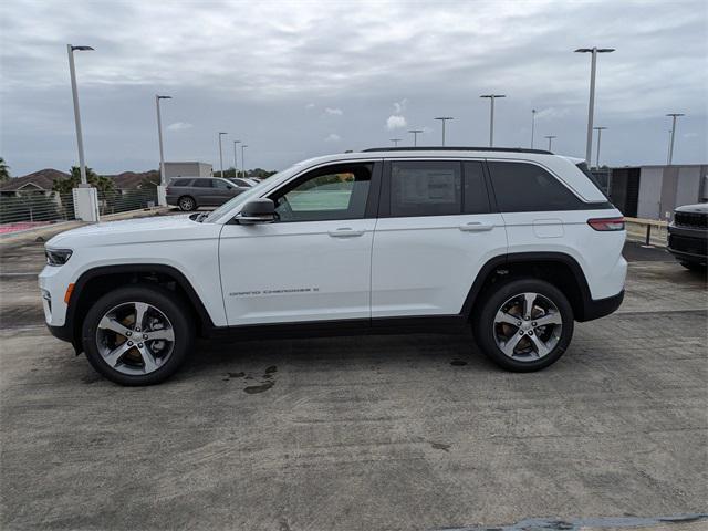 new 2025 Jeep Grand Cherokee car, priced at $50,590