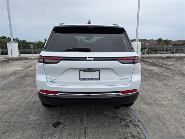 new 2025 Jeep Grand Cherokee car, priced at $50,590