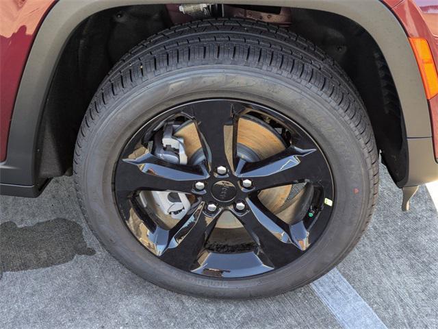 new 2025 Jeep Grand Cherokee L car, priced at $46,070