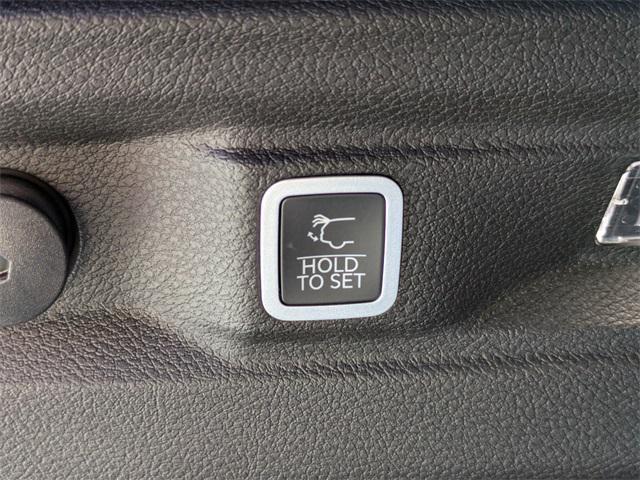 new 2025 Jeep Grand Cherokee L car, priced at $46,070